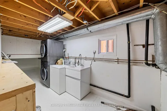 Additional image 31 of 1363 Harmsworth Sq