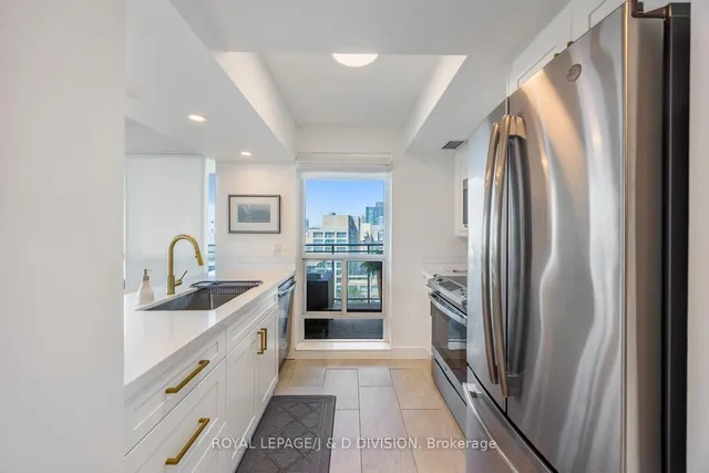 Additional image 8 of 410 Queens Quay Unit 1203