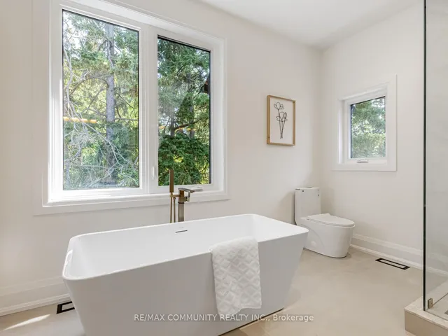 Additional image 25 of 43 Sugarbush Sq