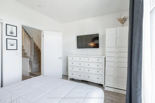 Additional image 10 of 1331 Gerrard St Unit 4