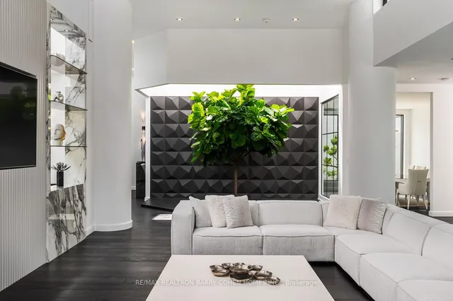 Additional image 11 of 45 Park Lane Circ