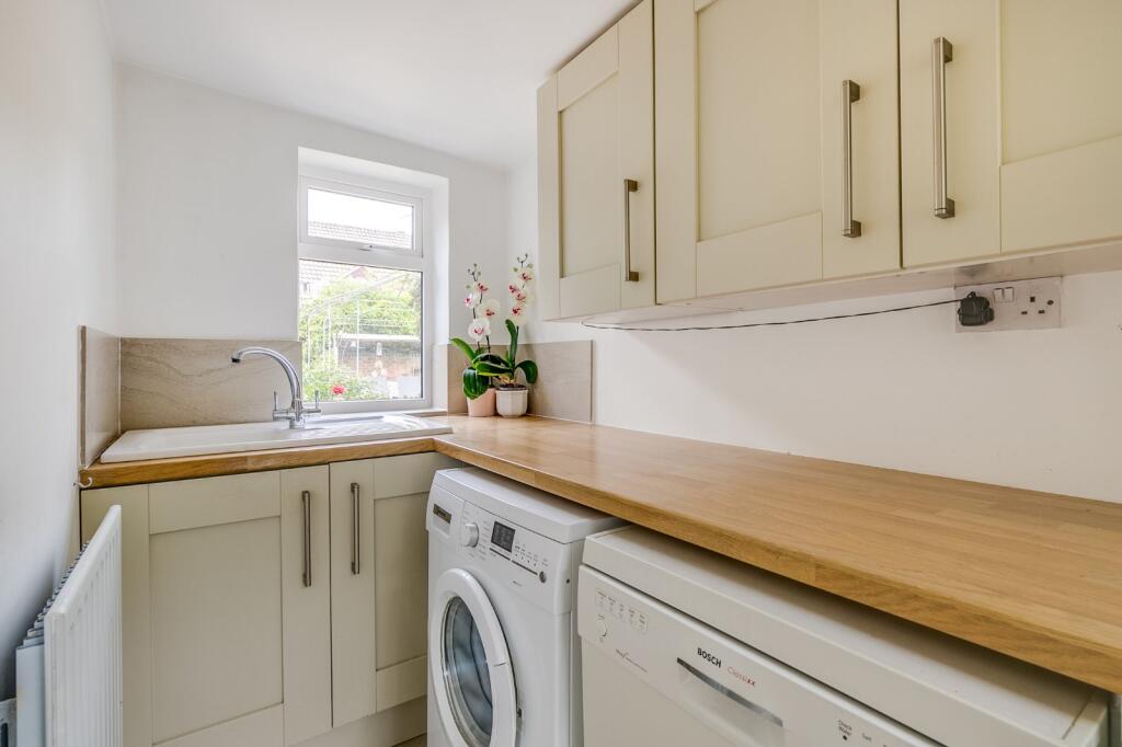 Additional image 6 of Canonsfield Road, Oaklands, Welwyn, Hertfordshire, AL6