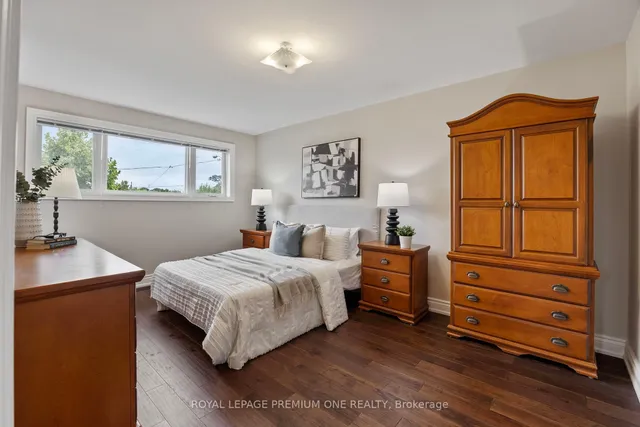 Additional image 26 of 8 Buttercup Crt