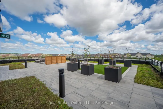 Additional image 30 of 395 Dundas St Unit 718