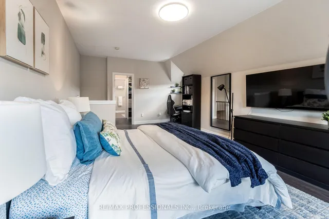 Additional image 29 of 1812 Burnhamthorpe Rd Unit 1