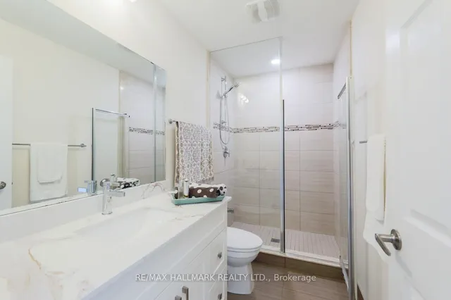 Additional image 11 of 3757 B St Clair Ave