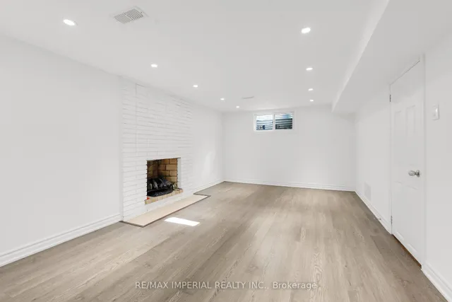 Additional image 41 of 263 Upper Highland Cres