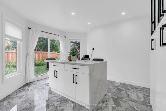 Additional image 19 of 20 Halldorson Tr