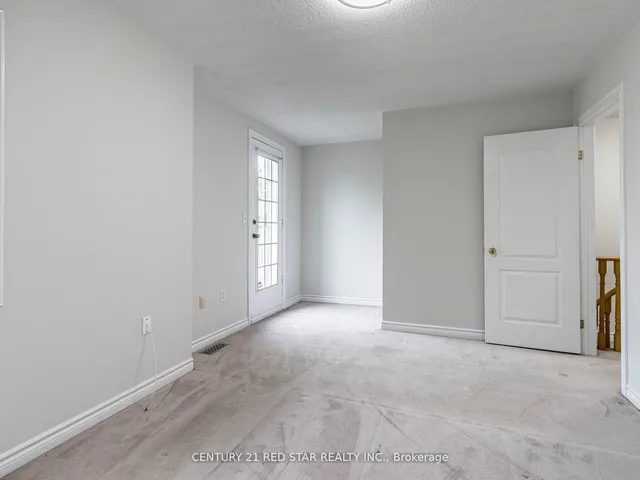 Additional image 25 of 95 Yellow Brick Rd