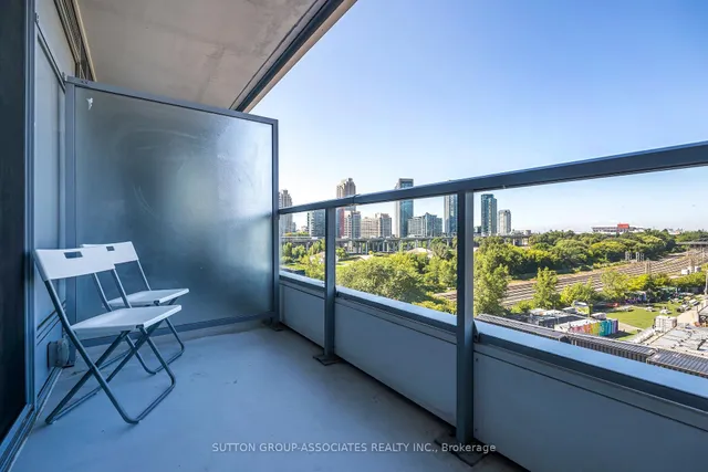 Additional image 12 of 27 Bathurst St Unit 508W