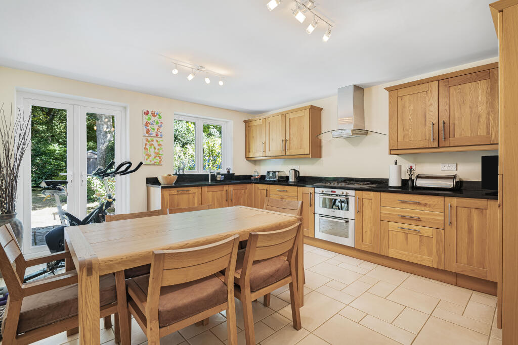 Additional image 5 of Reddings, Welwyn Garden City, AL8