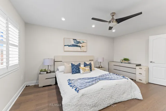 Additional image 18 of 19 Troyer St