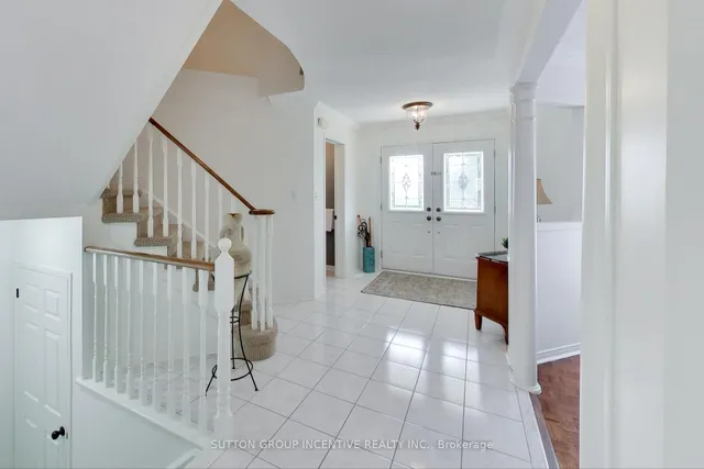 Additional image 15 of 11 Safari Crt