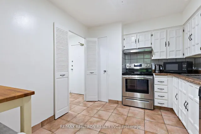 Additional image 18 of 3555 Bathurst St Unit #205