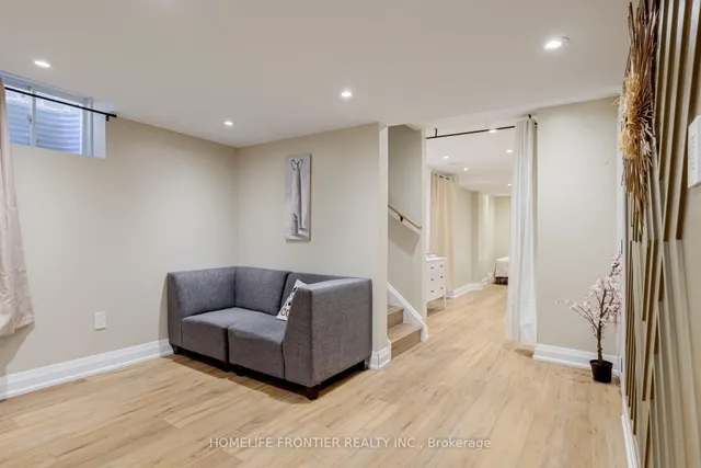 Additional image 41 of 422 Hinton Terr