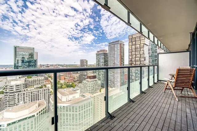 Additional image 14 of 300 Front St Unit 3402