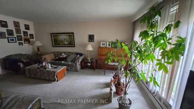 Additional image 4 of 23 Canton Ave