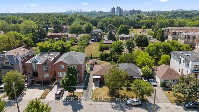 Additional image 27 of 35 Farrell Ave
