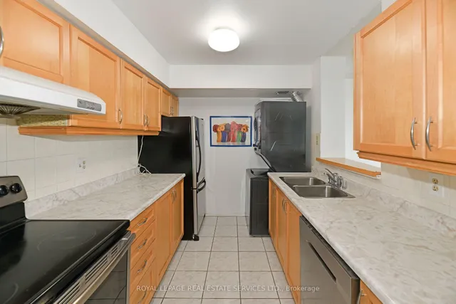 Additional image 7 of 3077 Weston Rd Unit 1411
