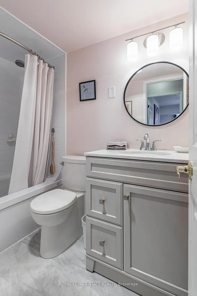 Additional image 35 of 165 Bold St Unit 603