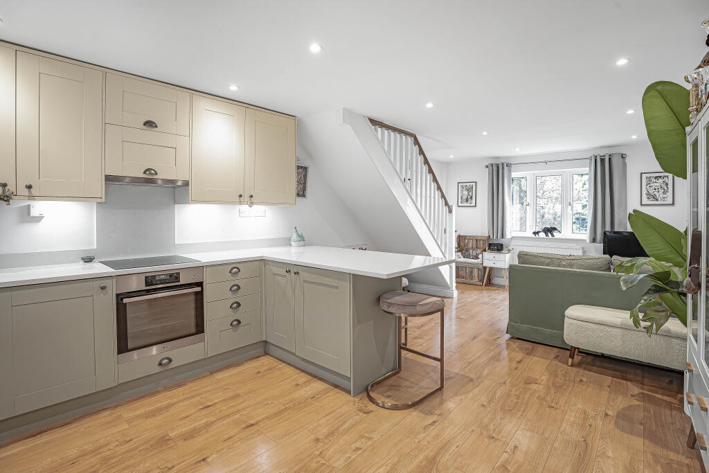 Additional image 13 of Harwood Close, Welwyn Garden City, AL8