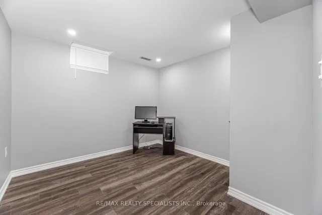 Additional image 44 of 55 Golden Eagle Rd