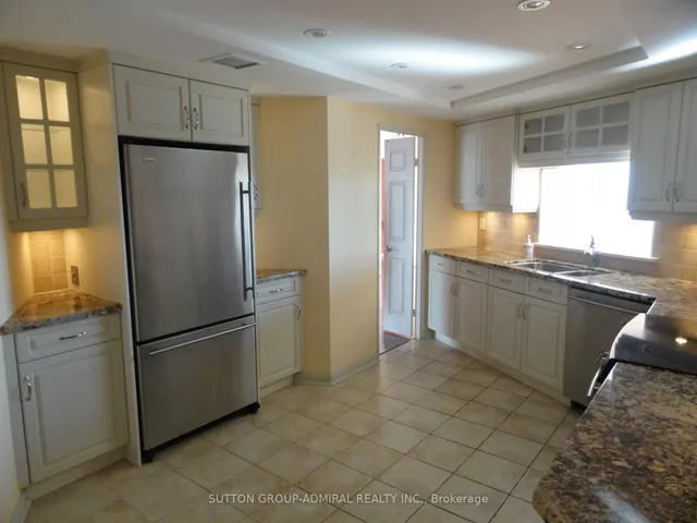 Additional image 15 of 85 Skymark Dr Unit 801