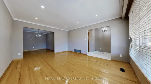 Additional image 10 of 14 Little Blvd