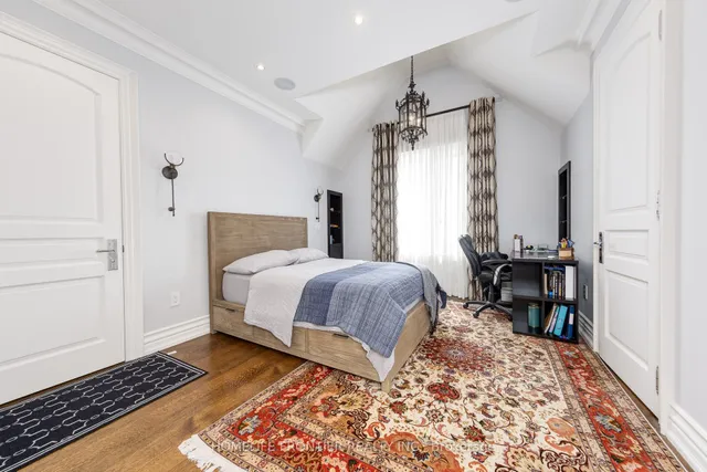 Additional image 31 of 64 Yorkminster Rd