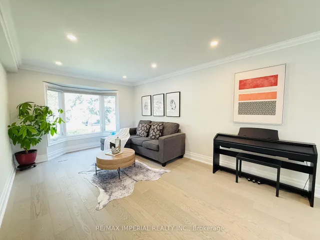 Additional image 20 of 2128 Mayflower Blvd