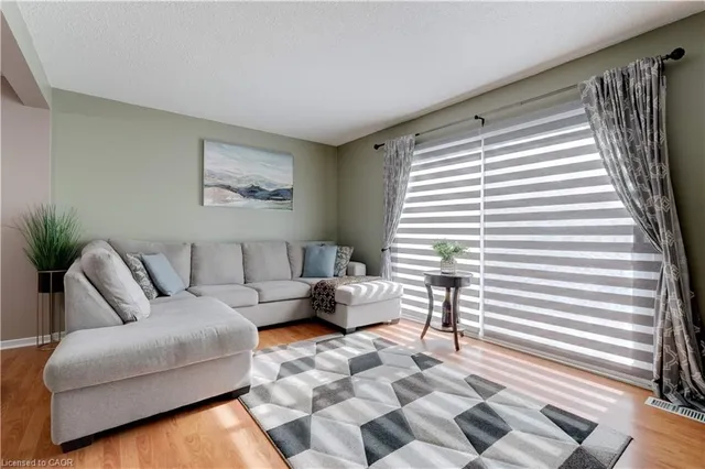 Additional image 17 of 1190 Upper Ottawa St Unit 43