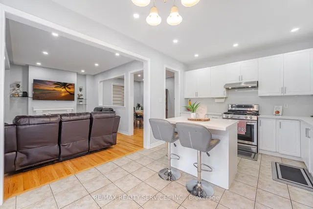 Additional image 16 of 27 Hardgate Cres