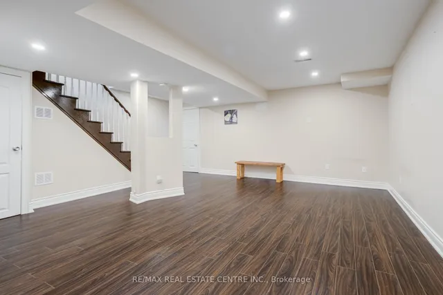 Additional image 35 of 18 Richwood Cres