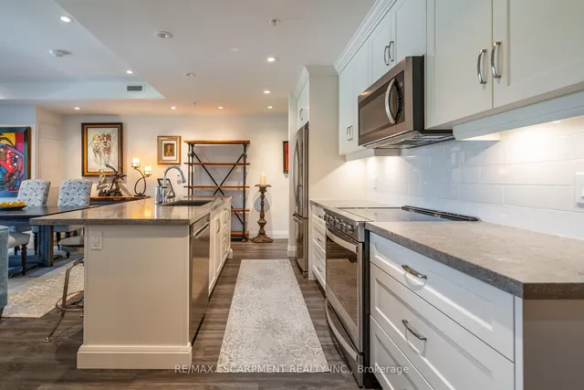 Additional image 14 of 30 Hamilton St Unit 213