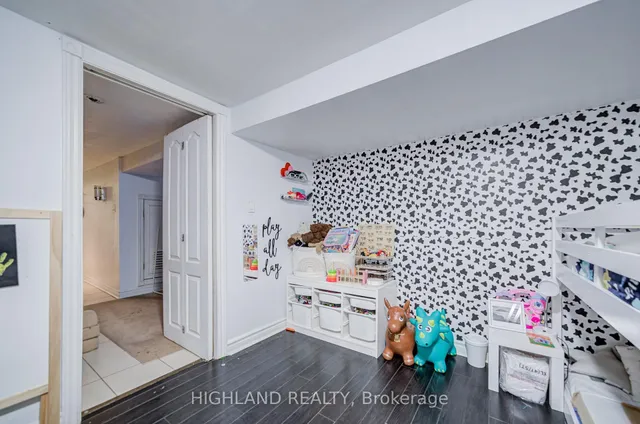 Additional image 19 of 123 Russett Ave