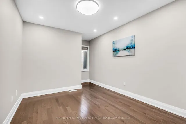 Additional image 27 of 24 Dalbeattie Dr