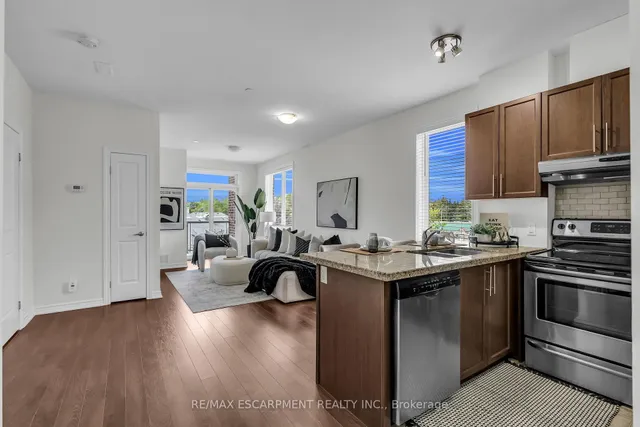 Additional image 24 of 95 WILSON St Unit 314