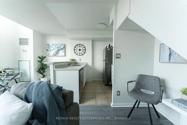 Additional image 8 of 200 Manitoba St Unit 333