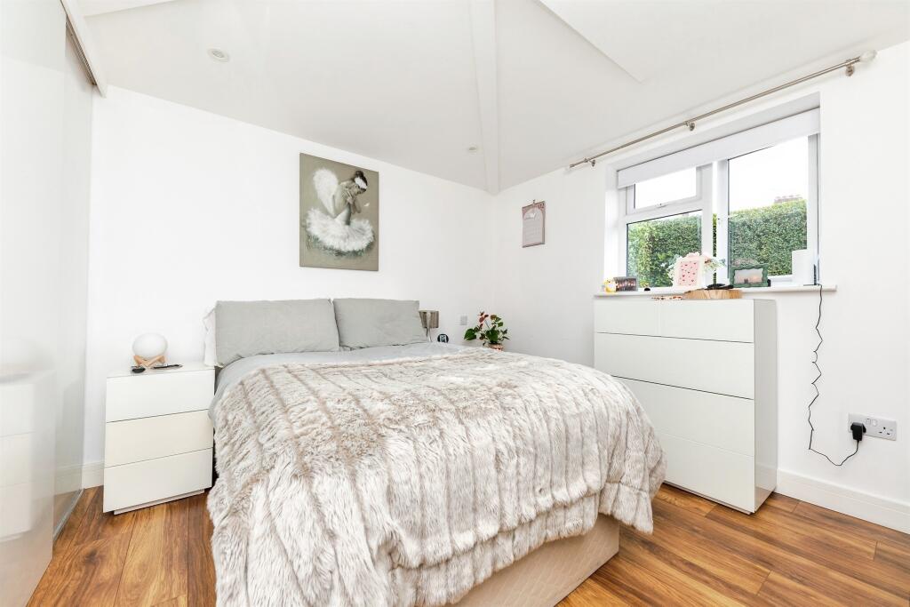 Additional image 15 of Heronswood Road, Welwyn Garden City