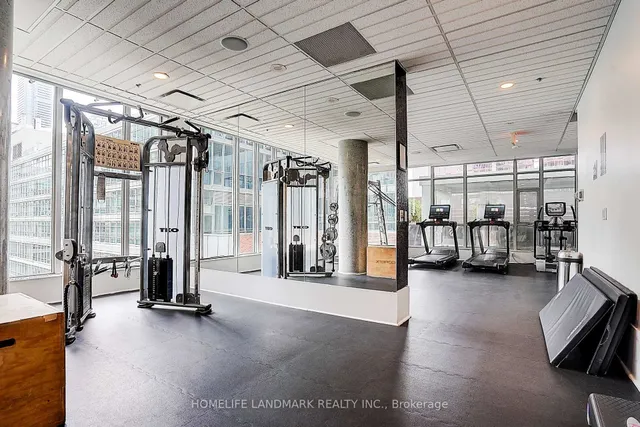 Additional image 38 of 375 King St Unit 3103