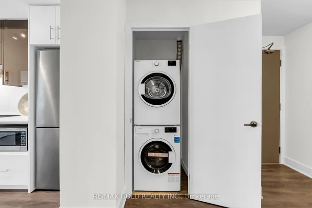 Additional image 20 of 188 FAIRVIEW MALL Dr Unit 2101