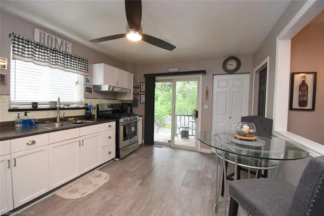 Additional image 16 of 8 East 31st St