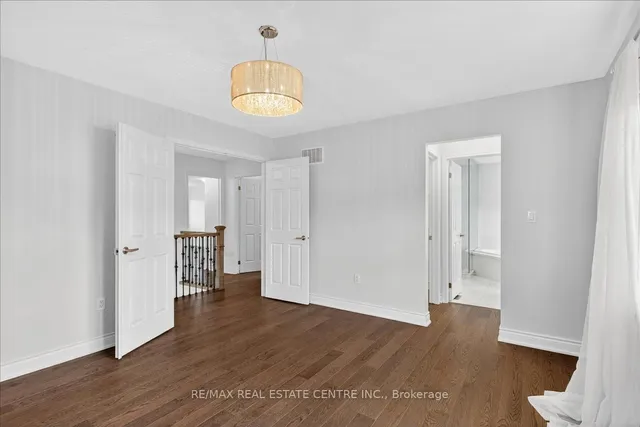 Additional image 20 of 980 Clark Blvd