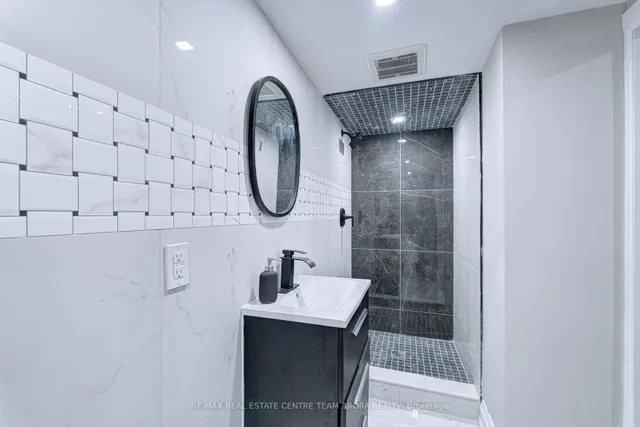 Additional image 43 of 14 Fruitvale Circ