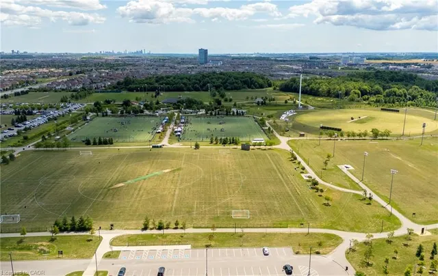 Additional image 15 of 4 Robert Parkinson Dr