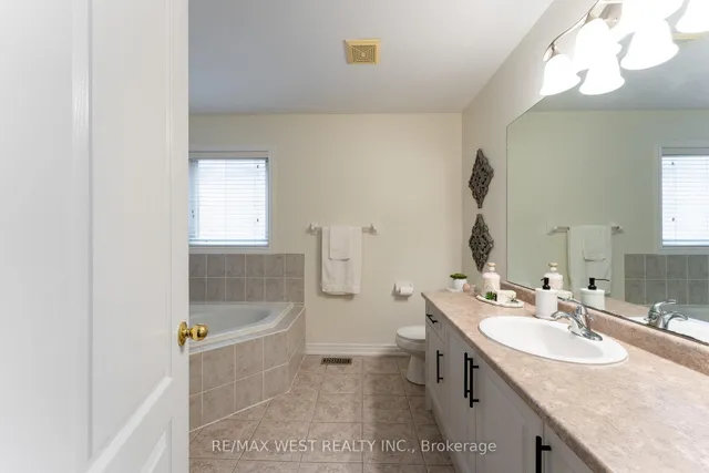 Additional image 26 of 8 Yellow Avens Blvd