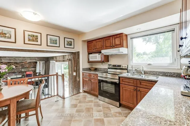 Additional image 17 of 1231 Kingsmead Cres