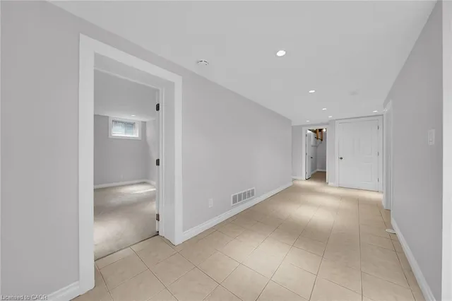 Additional image 30 of 441 Elmwood Ave