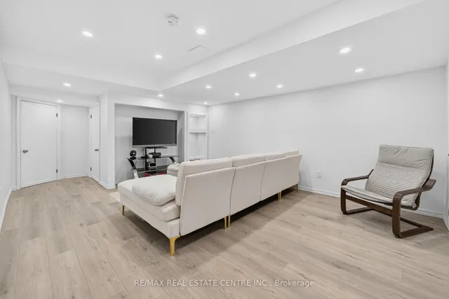 Additional image 26 of 31 Martree Cres