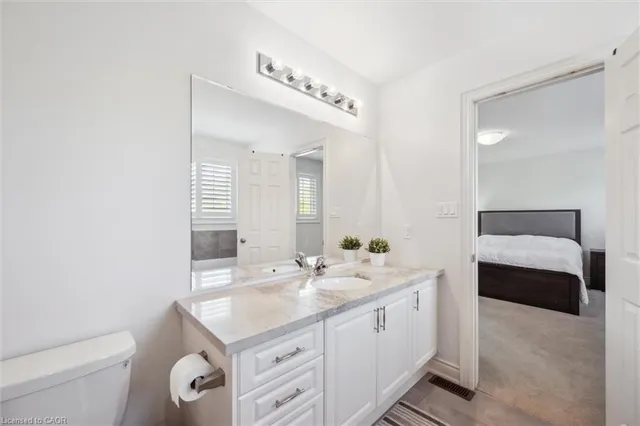 Additional image 26 of 29 Riverwalk Dr